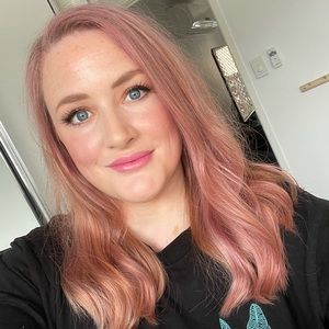 Meet your Posher, Renee